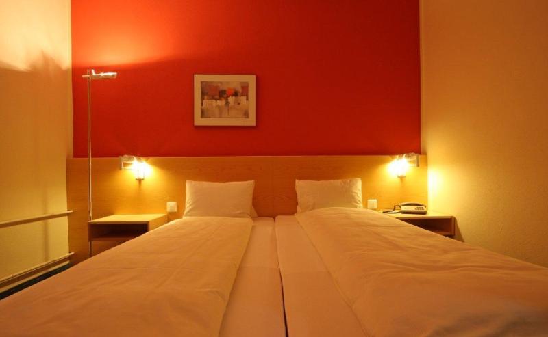 Esplanade Swiss Quality Hotel Davos Kamer foto